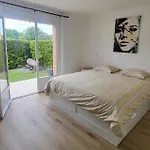 2025 Reno 2-bed Escape W Pool Min To Golfcources *