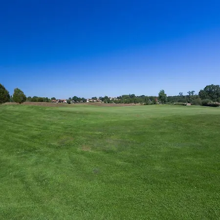 2025 Reno 2-bed Escape W Pool Min To Golfcources Holiday home *