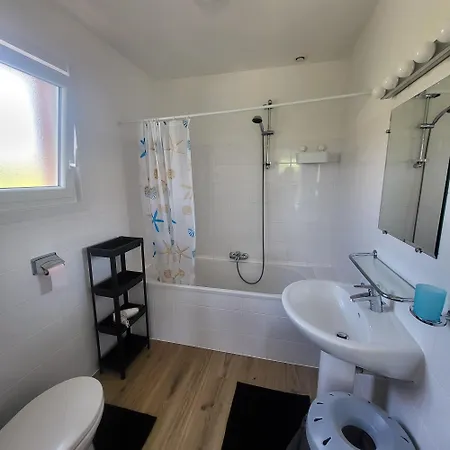 2025 Reno 2-bed Escape W Pool Min To Golfcources *