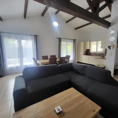 2025 Reno 2-bed Escape W Pool Min To Golfcources Holiday home