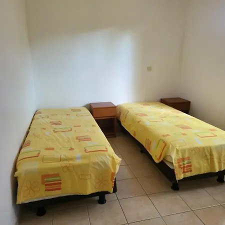 2025 Reno 2-bed Escape W Pool Min To Golfcources